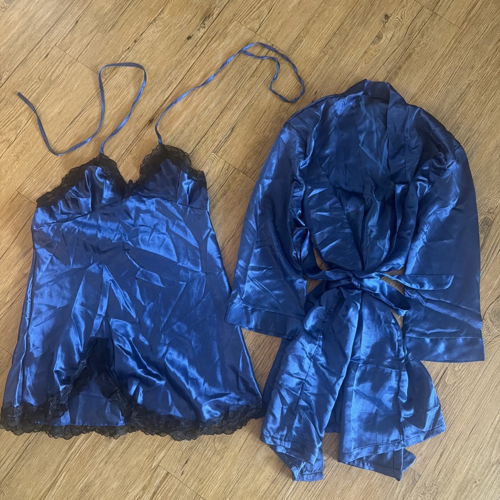 Lingerie Nightgown & Robe Matching Set Blue Satin And Black Lace Size S/M ? **